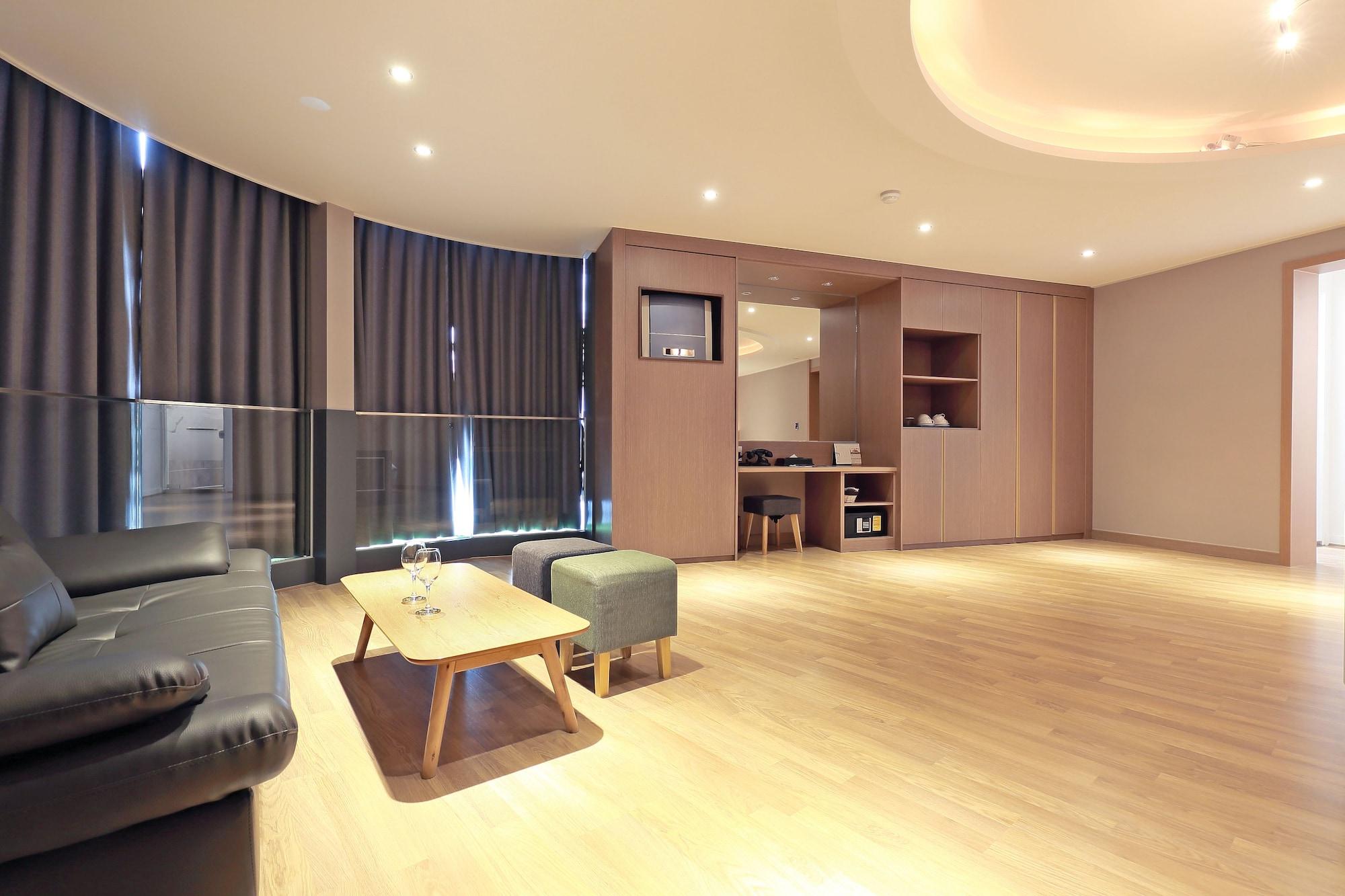 Hotel Benikea Swiss Rosen 3*